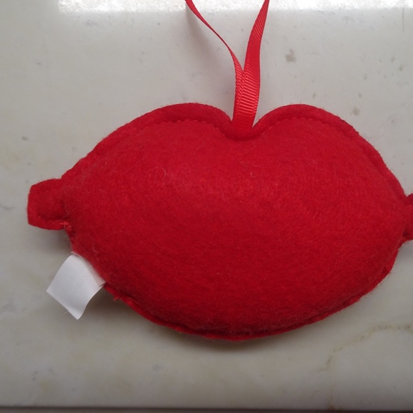 Cherry Red Stuffed Sequin Pout Lips Valentine's Day Kiss XO Ornament Decoration - Picture 3 of 3